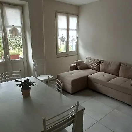 Casa Martina דירה קונאו